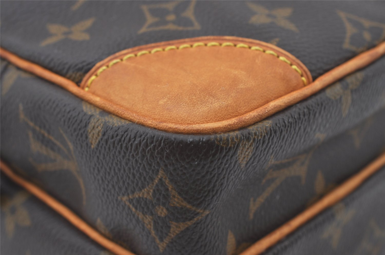 Authentic Louis Vuitton Monogram Amazone Shoulder Cross Body Bag M45236 LV 0972J