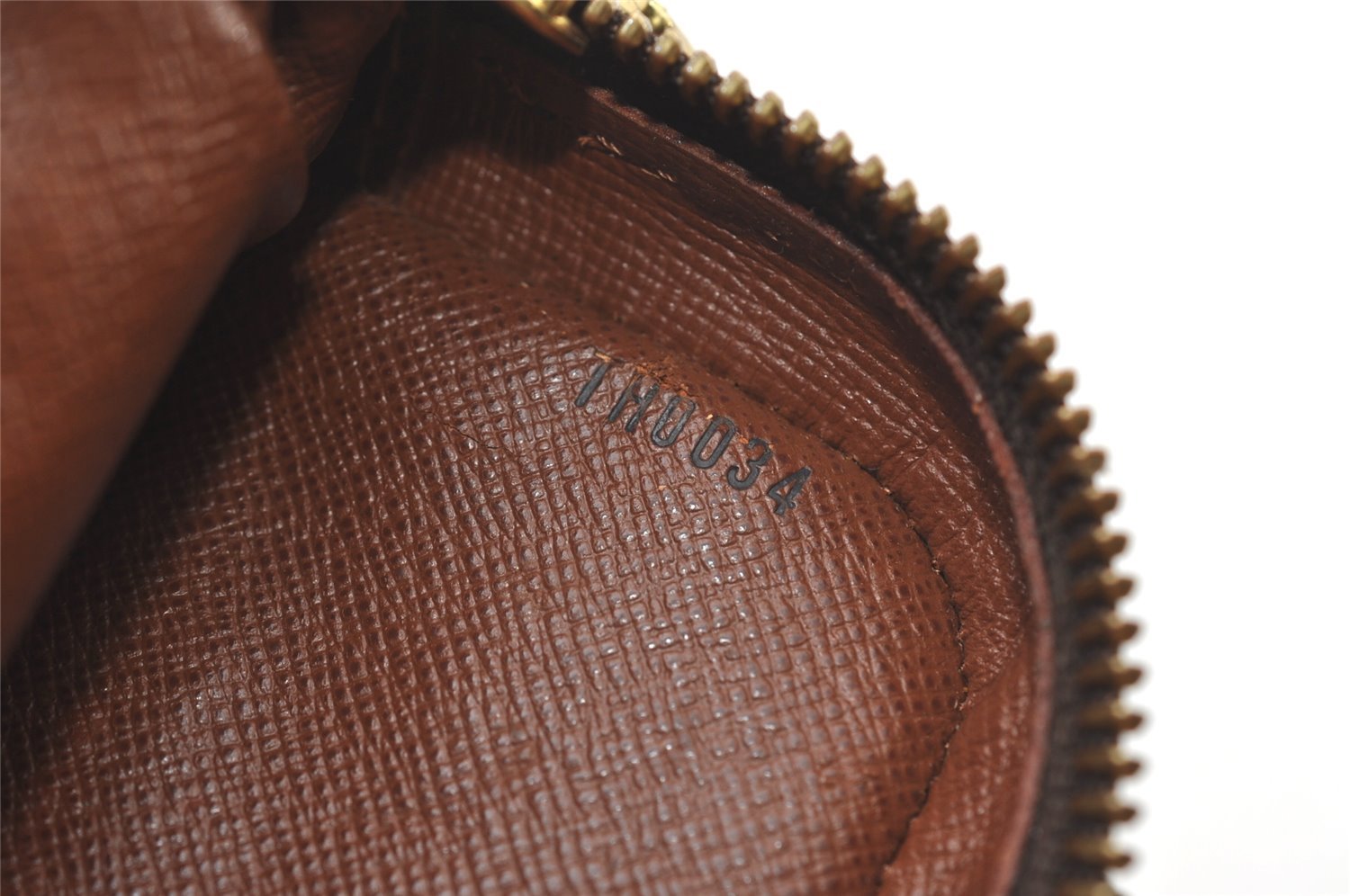 Authentic Louis Vuitton Monogram Amazone Shoulder Cross Body Bag M45236 LV 0972J