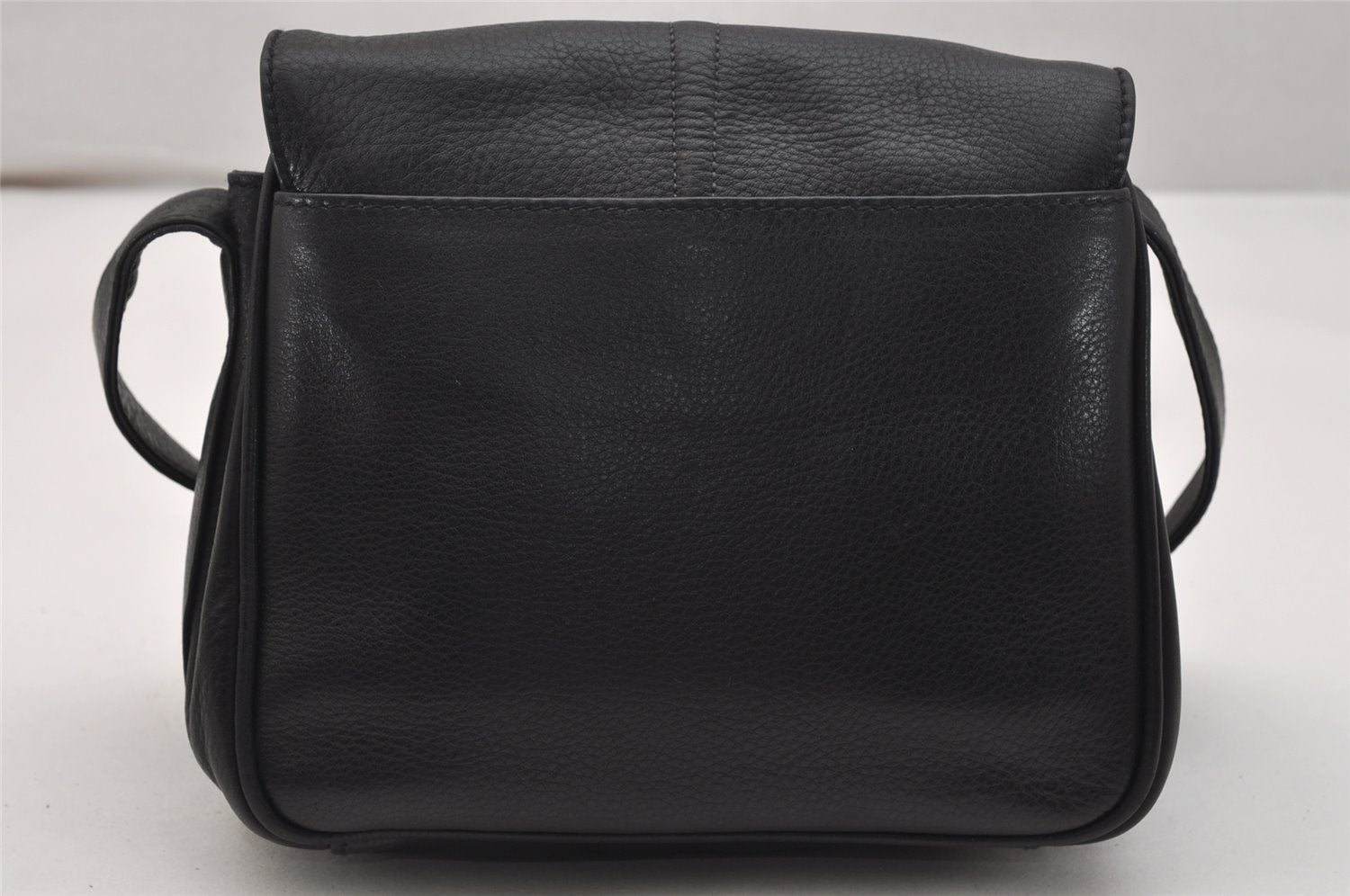 Authentic GUCCI Vintage Shoulder Cross Body Bag Purse Leather Black Junk 0973K