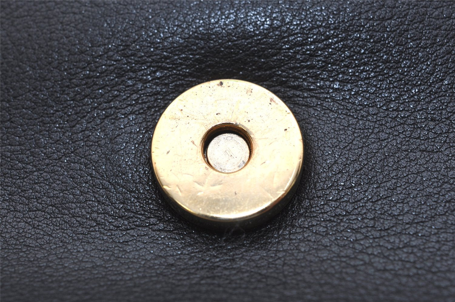 Authentic GUCCI Vintage Shoulder Cross Body Bag Purse Leather Black Junk 0973K