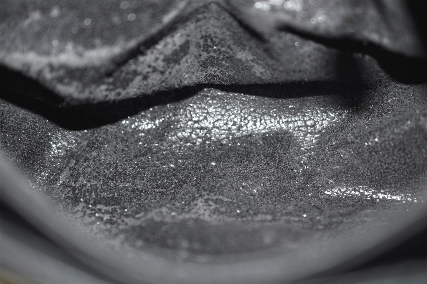 Authentic GUCCI Vintage Shoulder Cross Body Bag Purse Leather Black Junk 0973K