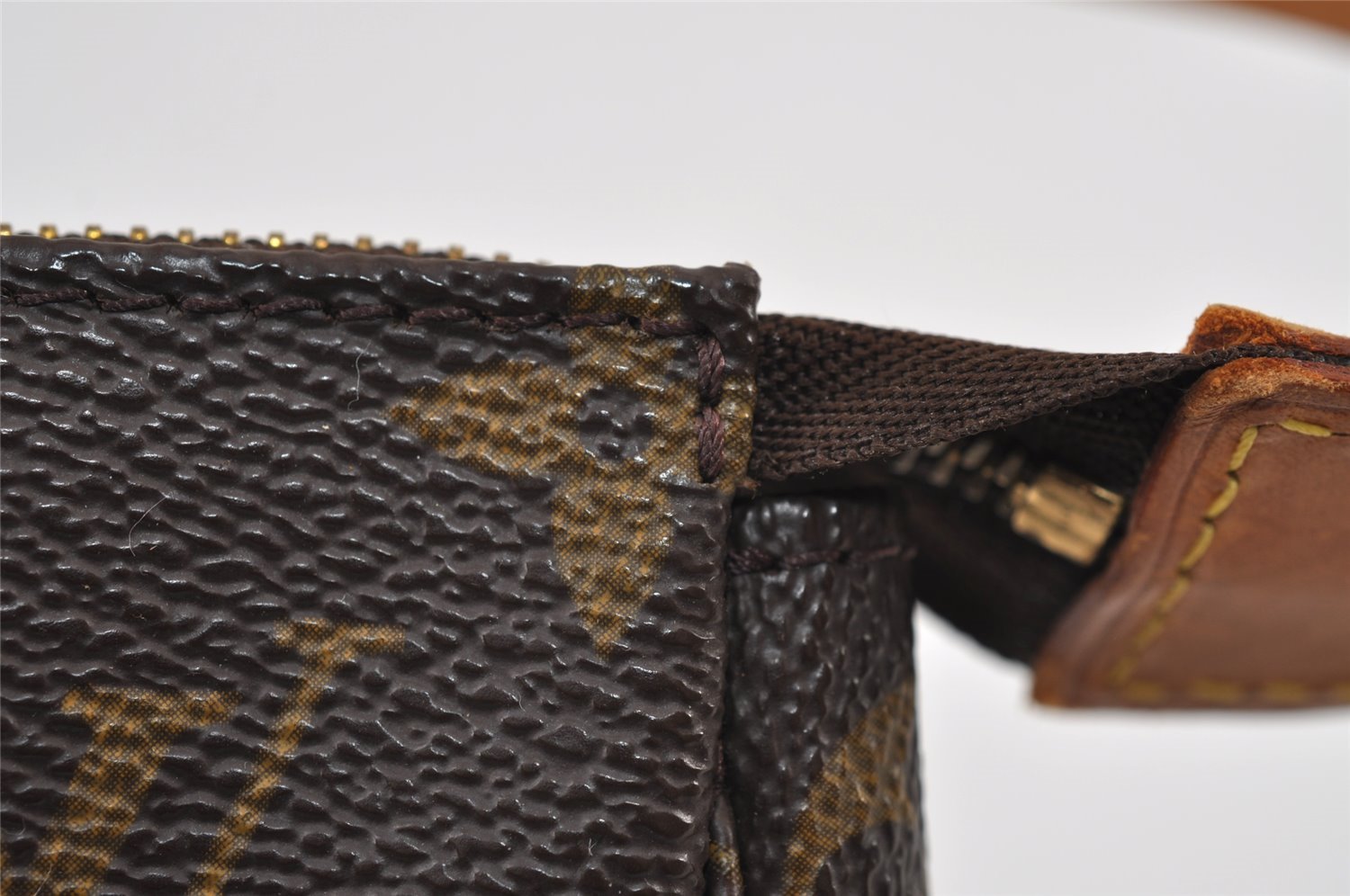 Authentic Louis Vuitton Monogram Pochette Accessoires Pouch M51980 LV 0974J