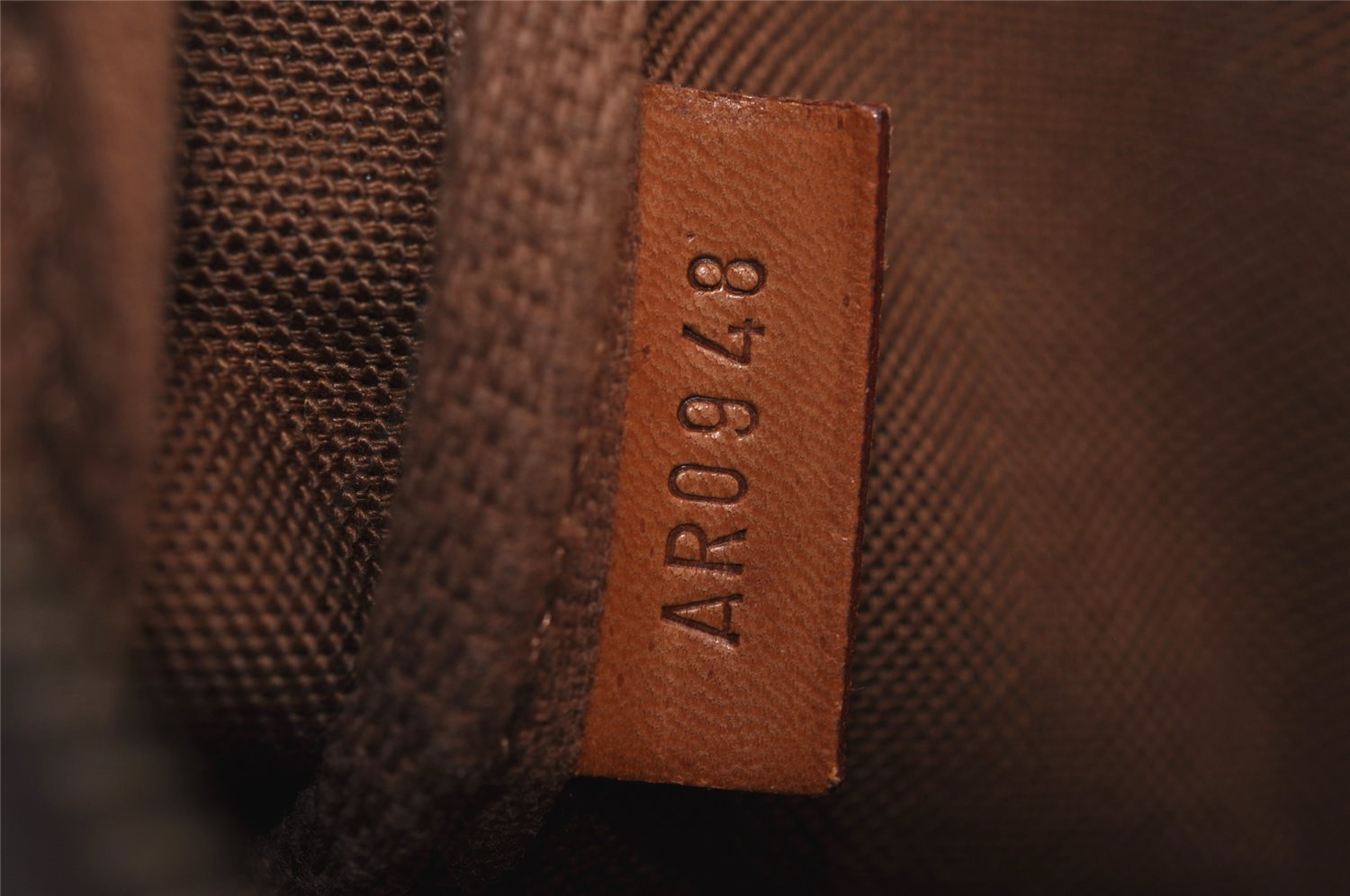 Authentic Louis Vuitton Monogram Pochette Accessoires Pouch M51980 LV 0974J