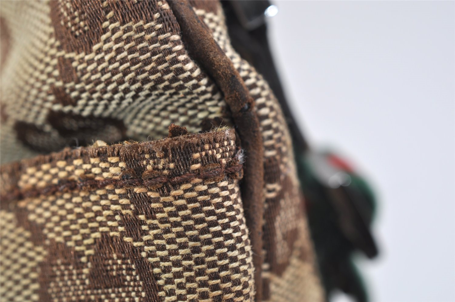 Authentic GUCCI Web Sherry Line Shoulder Bag GG Canvas Leather Brown Junk 0974K