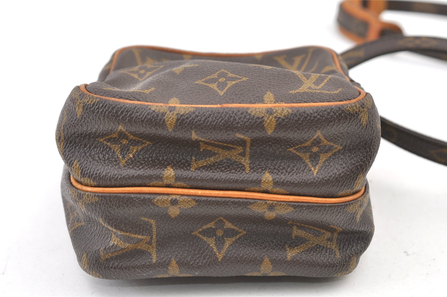 Auth Louis Vuitton Monogram Mini Amazone Shoulder Cross Bag M45238 LV Junk 0978K