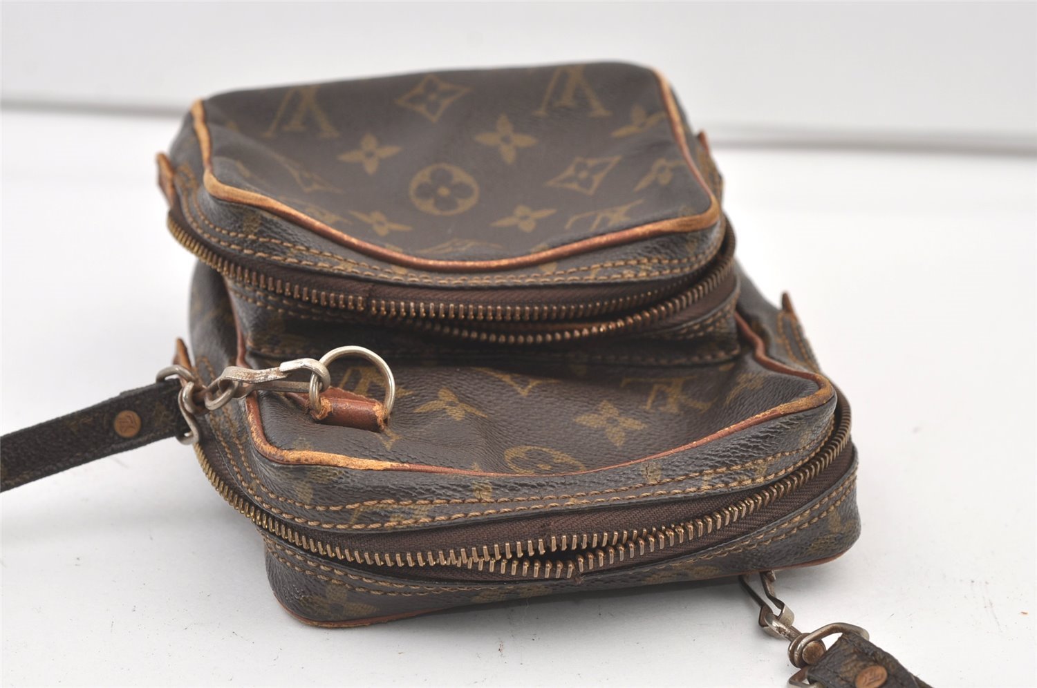 Authentic Louis Vuitton Monogram Amazone Shoulder Cross Bag Old Model Junk 0979K