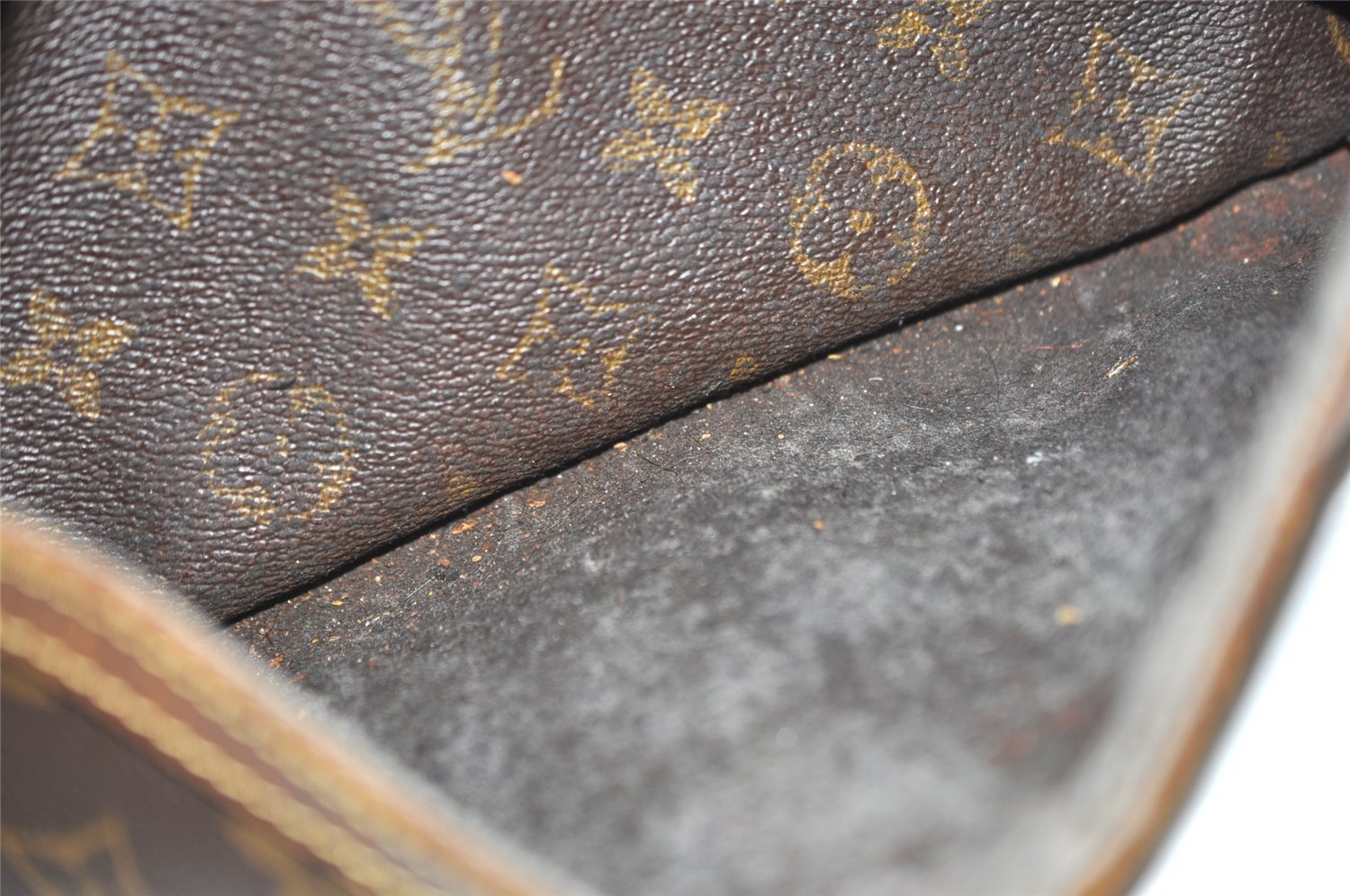 Authentic Louis Vuitton Monogram Compiegne 28 Clutch Hand Bag M51845 Junk 0980K