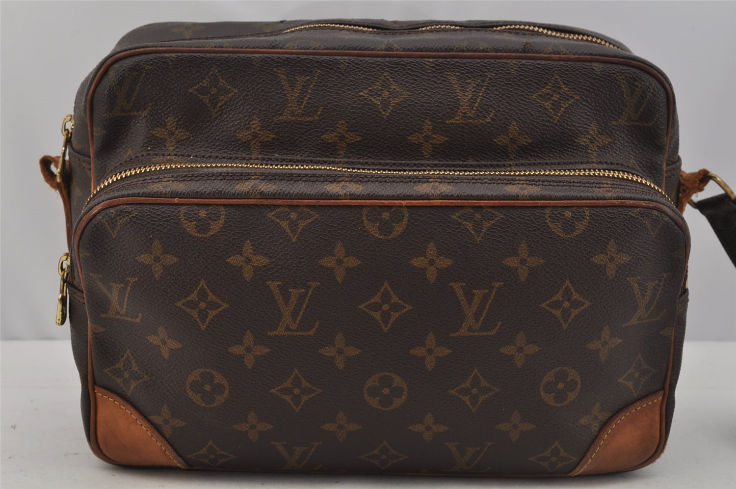 Authentic Louis Vuitton Monogram Nile Shoulder Cross Body Bag M45244 Junk 0982J