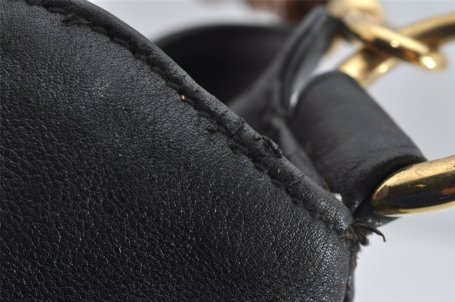 Authentic GUCCI Bamboo Vintage Shoulder Hand Bag Purse Leather Black Junk 0982K