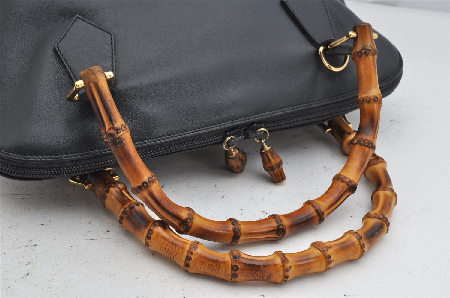 Authentic GUCCI Bamboo 2way Hand Shoulder Bag Leather Navy Blue Junk 0983K