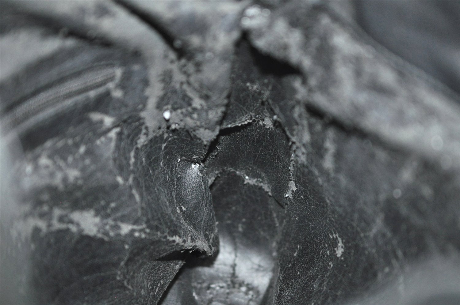 Authentic GUCCI Bamboo Vintage Shoulder Hand Bag Purse Leather Black Junk 0987K