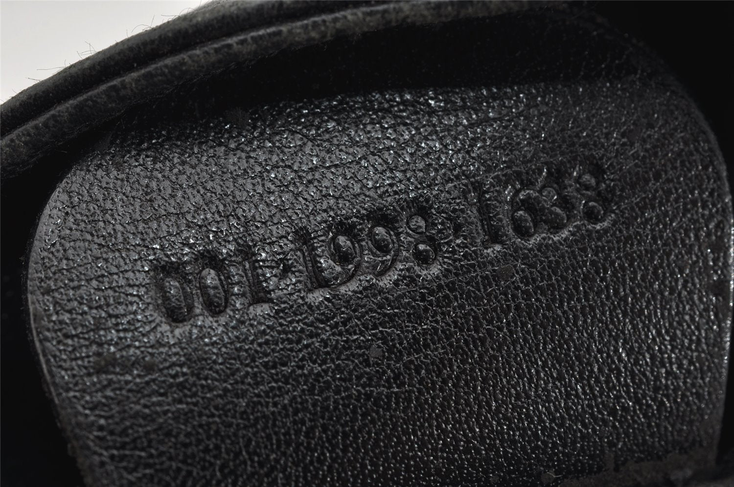 Authentic GUCCI Bamboo Vintage Shoulder Hand Bag Purse Leather Black Junk 0987K