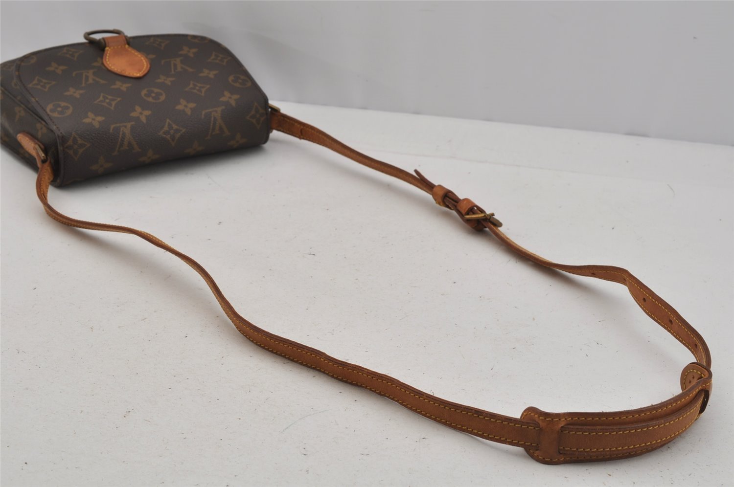 Authentic Louis Vuitton Monogram Saint Cloud MM M51243 Shoulder Cross Bag 0989J