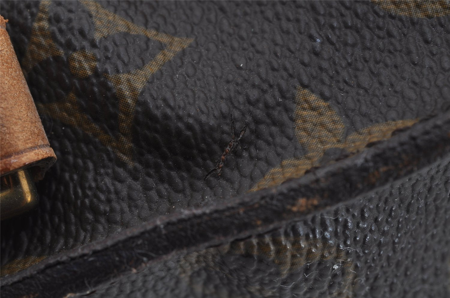 Authentic Louis Vuitton Monogram Saint Cloud MM M51243 Shoulder Cross Bag 0989J