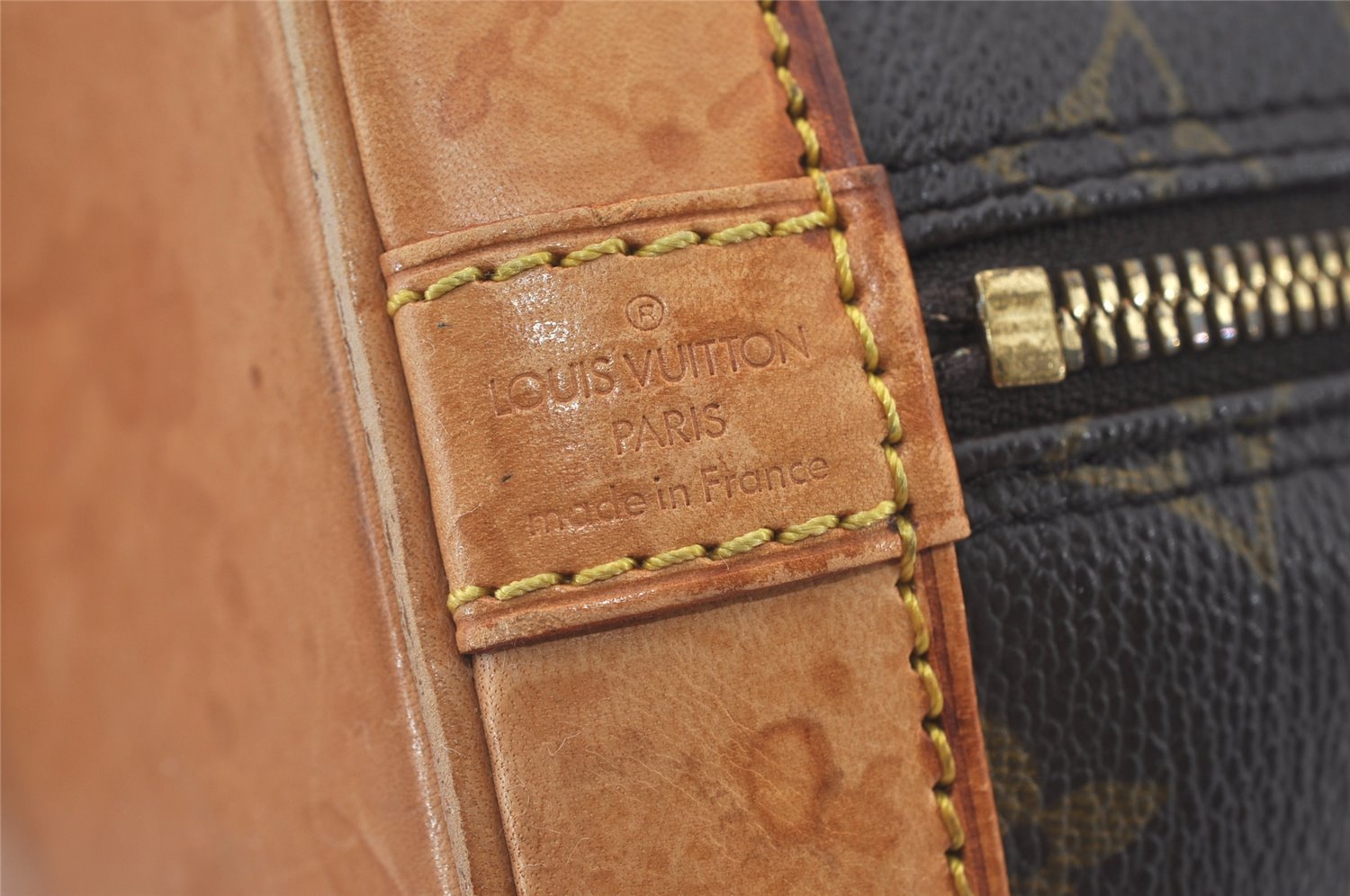 Authentic Louis Vuitton Monogram Alma Hand Bag Purse M51130 LV 0990J