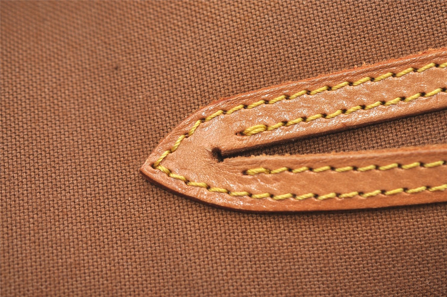 Authentic Louis Vuitton Monogram Alma Hand Bag Purse M51130 LV 0990J