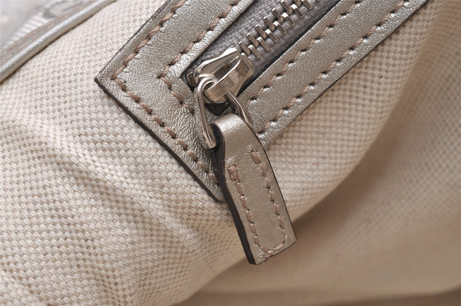 Authentic GUCCI GG Imprime Joy Shoulder Bag GG PVC Leather 203494 Silver 0992J