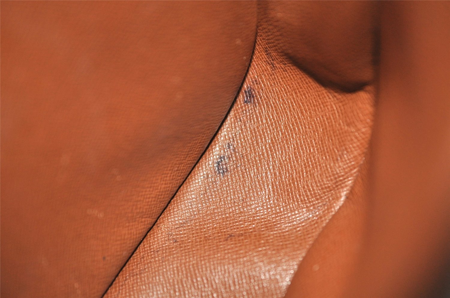 Authentic Louis Vuitton Monogram Saint Cloud MM M51243 Shoulder Cross Bag 0995J