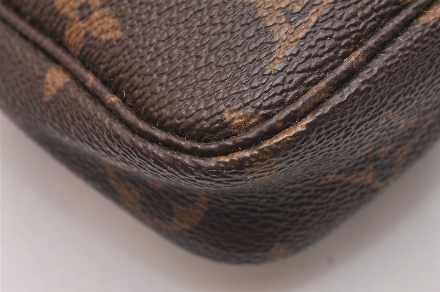 Authentic Louis Vuitton Monogram Pochette Accessoires Pouch M51980 LV Junk 1002J