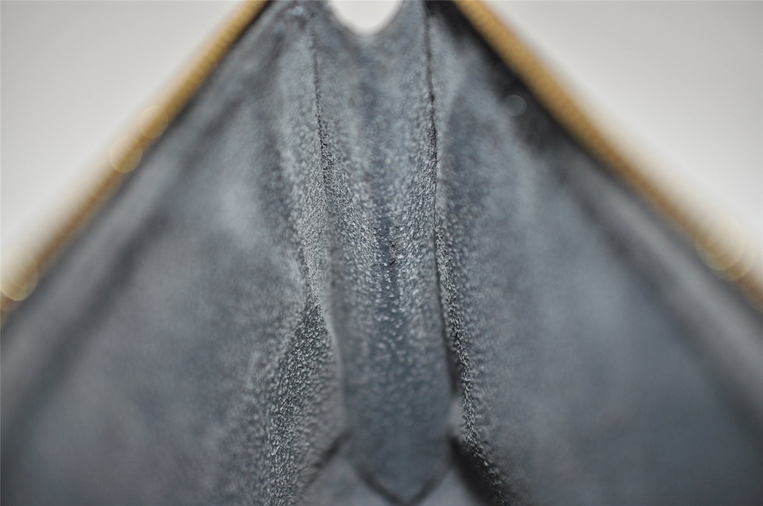 Authentic Louis Vuitton Epi Pochette Accessoires Pouch Black M52942 LV 1005I