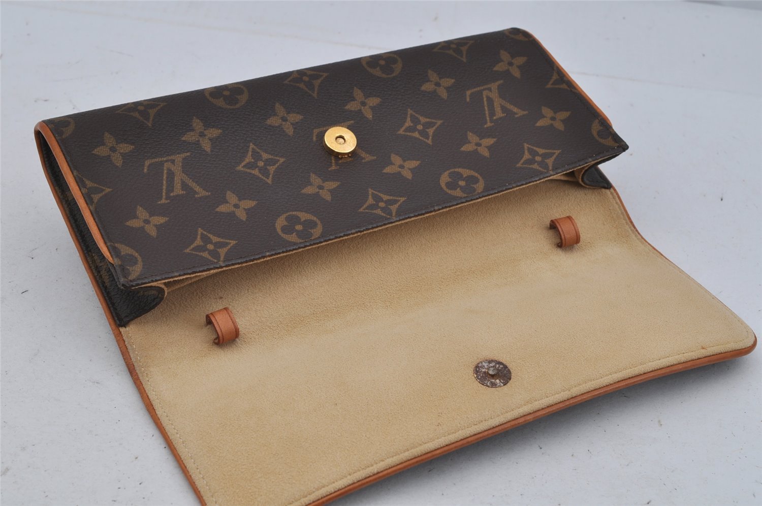 Authentic Louis Vuitton Monogram Pochette Twin GM Shoulder Bag M51852 LV 1006J