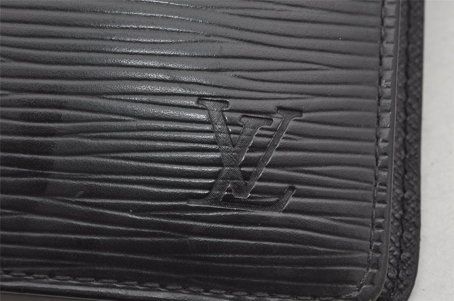 Authentic Louis Vuitton Epi Agenda MM Notebook Cover Black R20202 LV 1012K