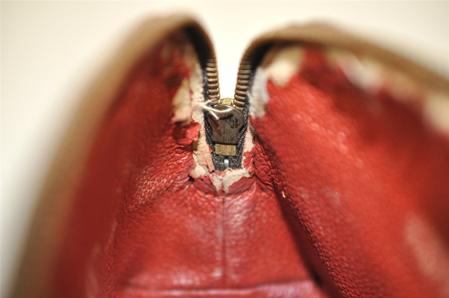 Authentic Louis Vuitton Damier Pochette Cosmetic PM Pouch N47516 LV 1016I