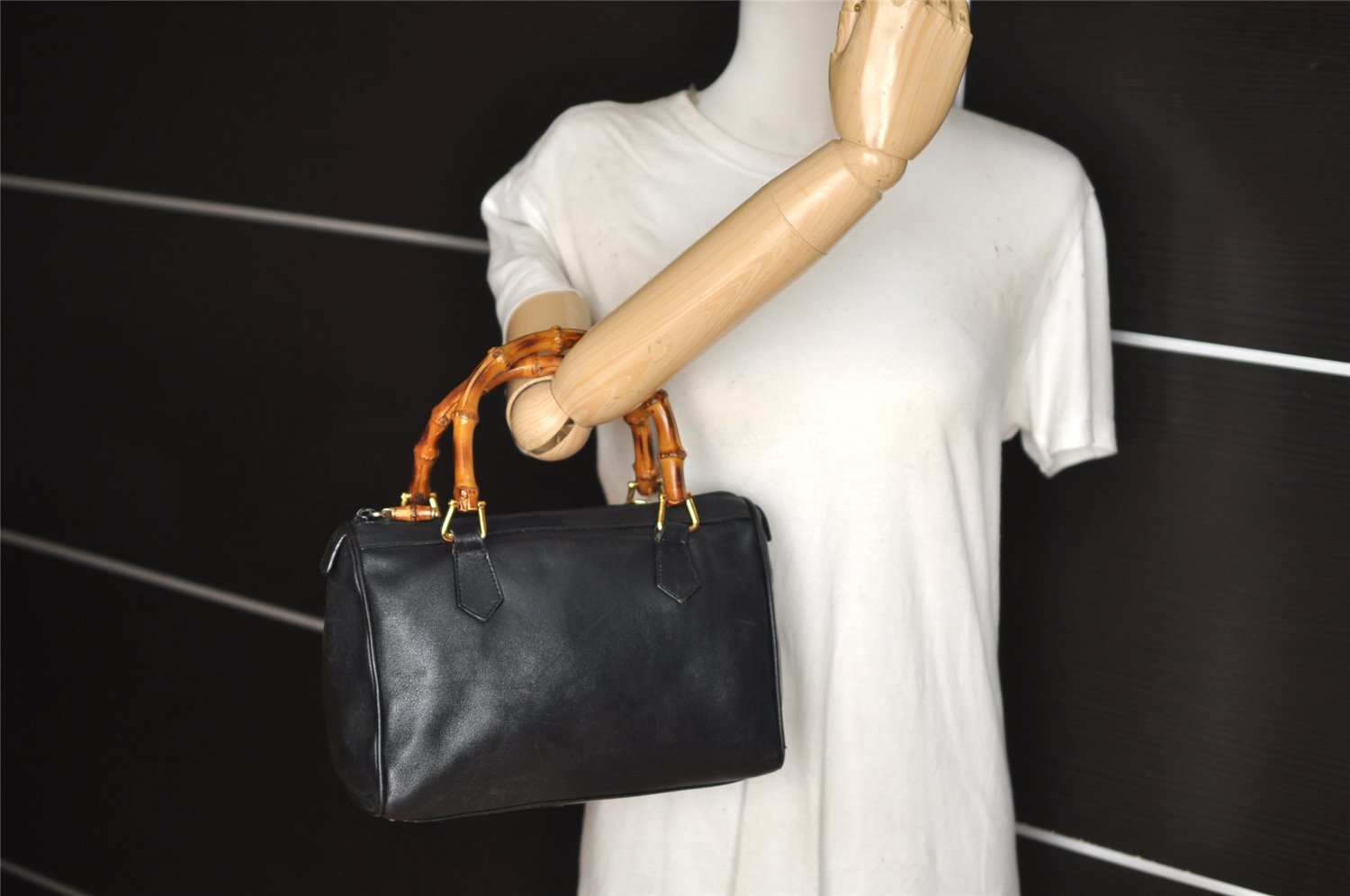 Authentic GUCCI Vintage Bamboo 2Way Shoulder Hand Bag Purse Leather Black 1016J