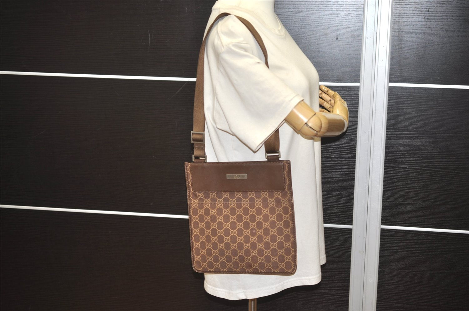 Authentic GUCCI Shoulder Cross Body Bag GG Canvas Leather 0190348 Brown 1018J