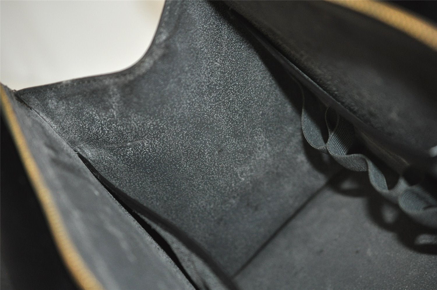 Authentic Louis Vuitton Epi Riviera Hand Bag Black M48182 LV Junk 1027J