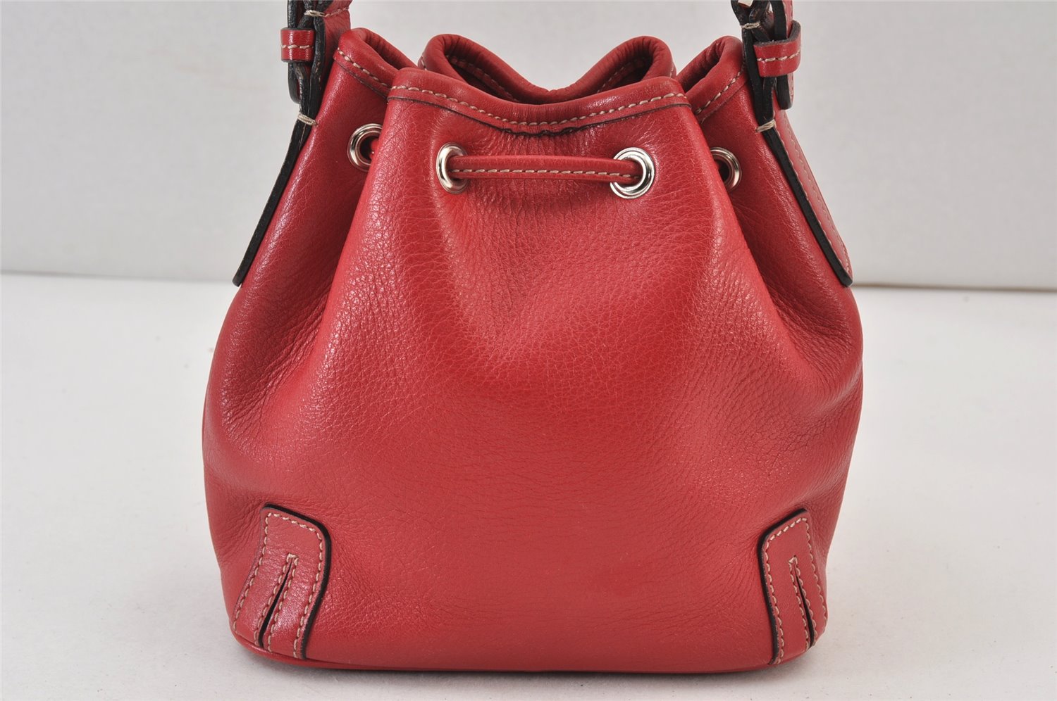 Authentic BURBERRY Leather Shoulder Drawstring Cross Body Bag Purse Red 1036K