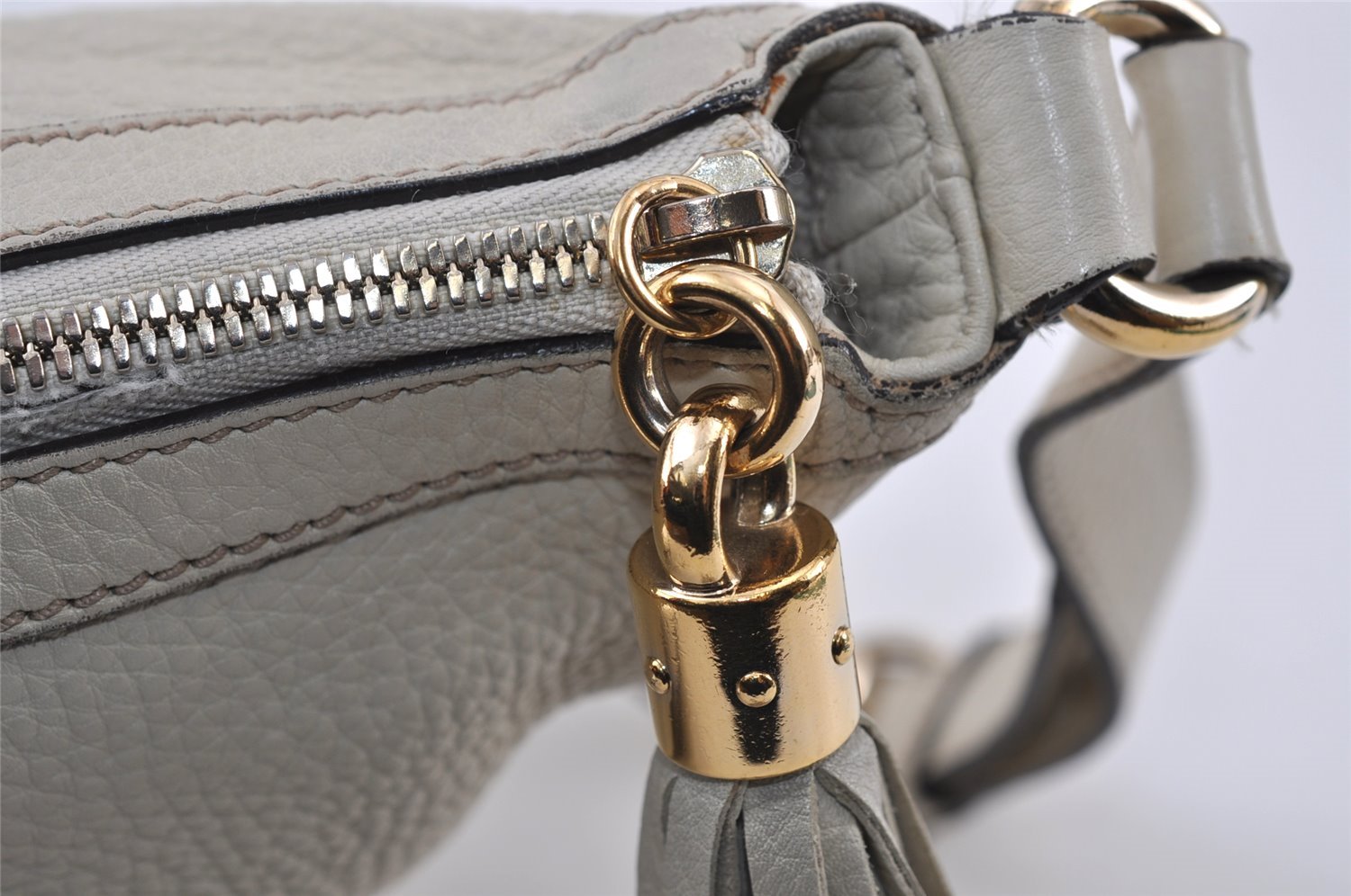 Authentic GUCCI SOHO Tassel Shoulder Cross Bag Leather 295175 White 1037J