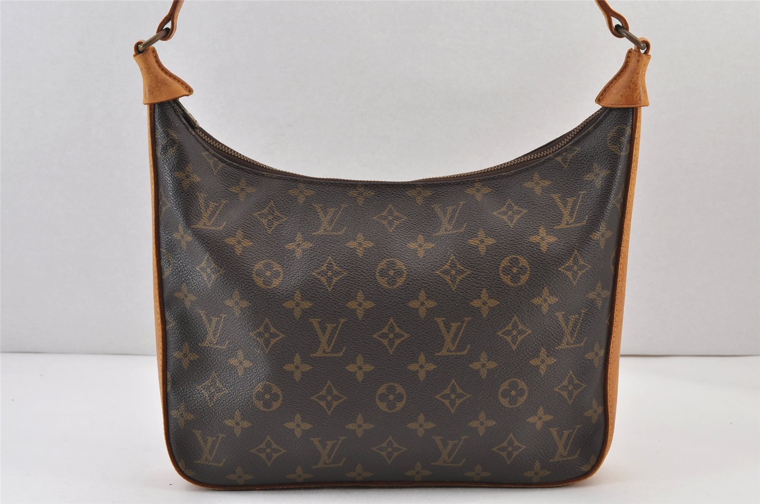 Authentic Louis Vuitton Monogram Boulogne 30 Shoulder Cross Bag Old Model 1037K