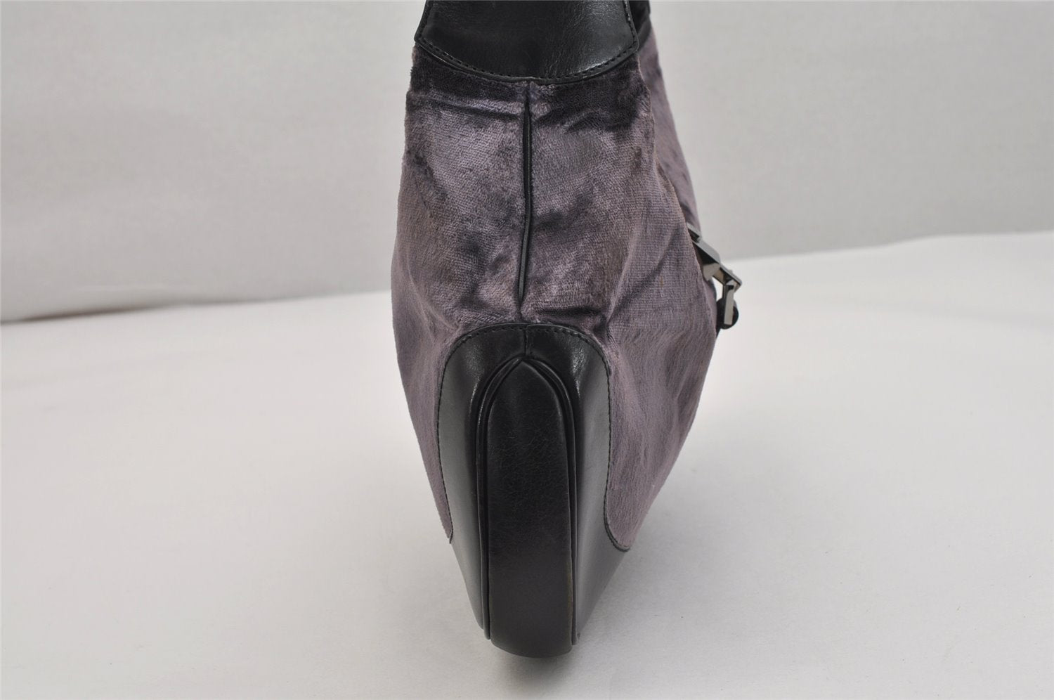 Authentic GUCCI Jackie Shoulder Hand Bag Velour Leather 0013306 Purple 1041K