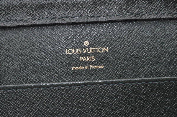 Authentic Louis Vuitton Taiga Baikal Clutch Bag Green M30184 LV 1045K