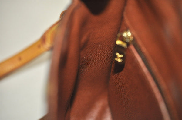 Authentic Louis Vuitton Monogram Saint Cloud MM M51243 Shoulder Cross Bag 1048I