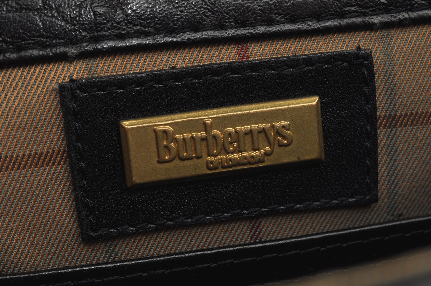Authentic Burberrys Vintage Leather Shoulder Cross Body Bag Purse Black 1048K