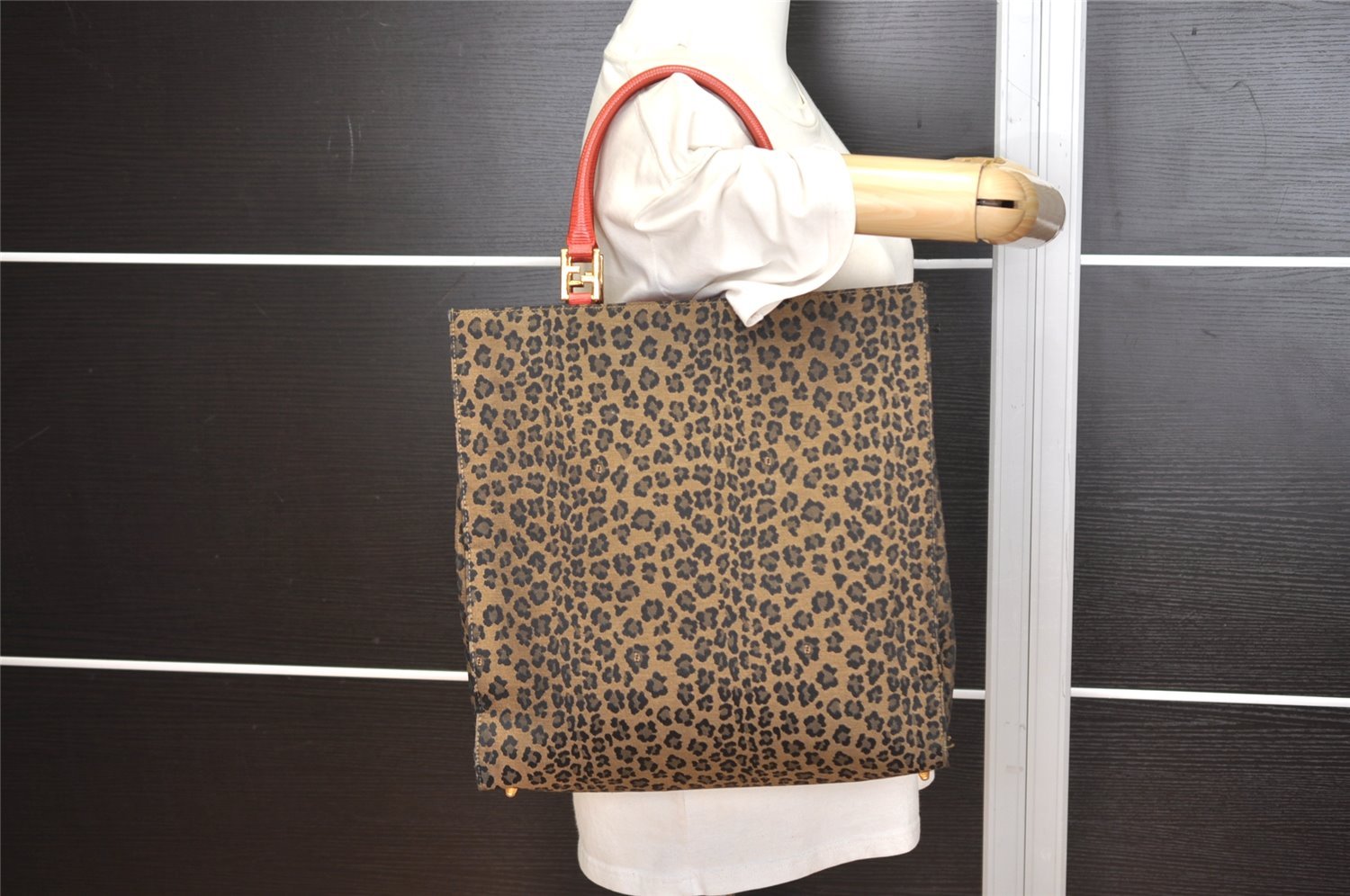 Authentic FENDI Leopard Pattern Canvas Leather Shoulder Tote Bag Brown 1050J