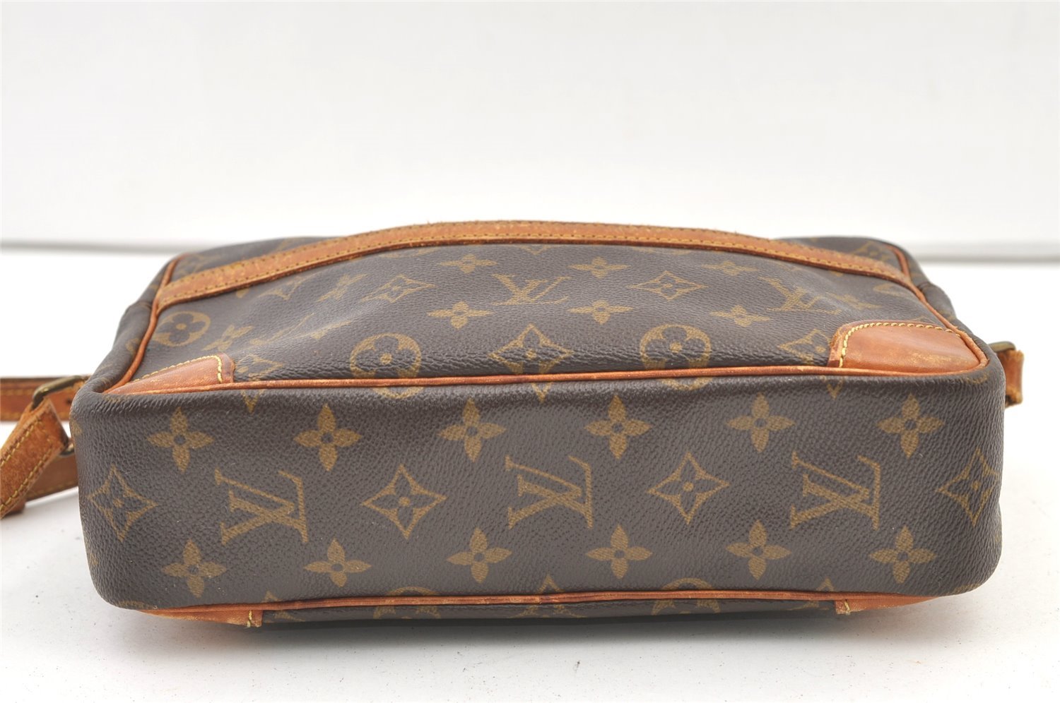 Authentic Louis Vuitton Monogram Trocadero 27 Shoulder Cross Bag M51274 LV 1052K