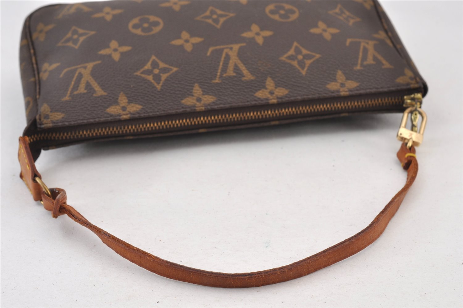 Authentic Louis Vuitton Monogram Pochette Accessoires Pouch M51980 LV 1054K