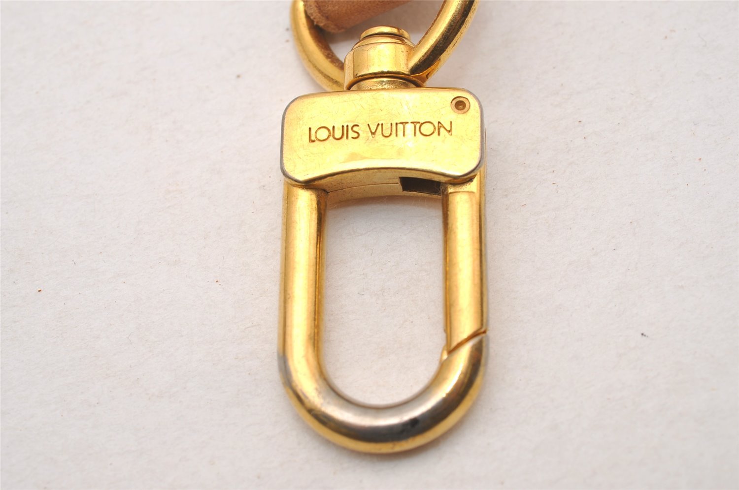 Authentic Louis Vuitton Leather Shoulder Strap Beige 39.4