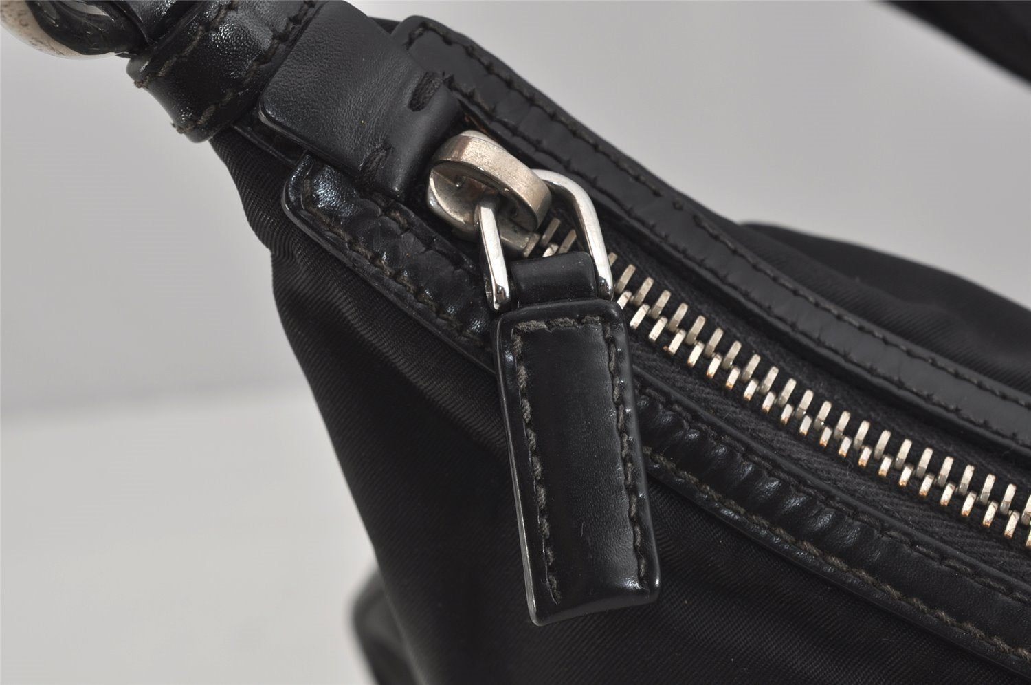 Authentic PRADA Nylon Tessuto Leather Shoulder Cross Body Bag Purse Black 1058J