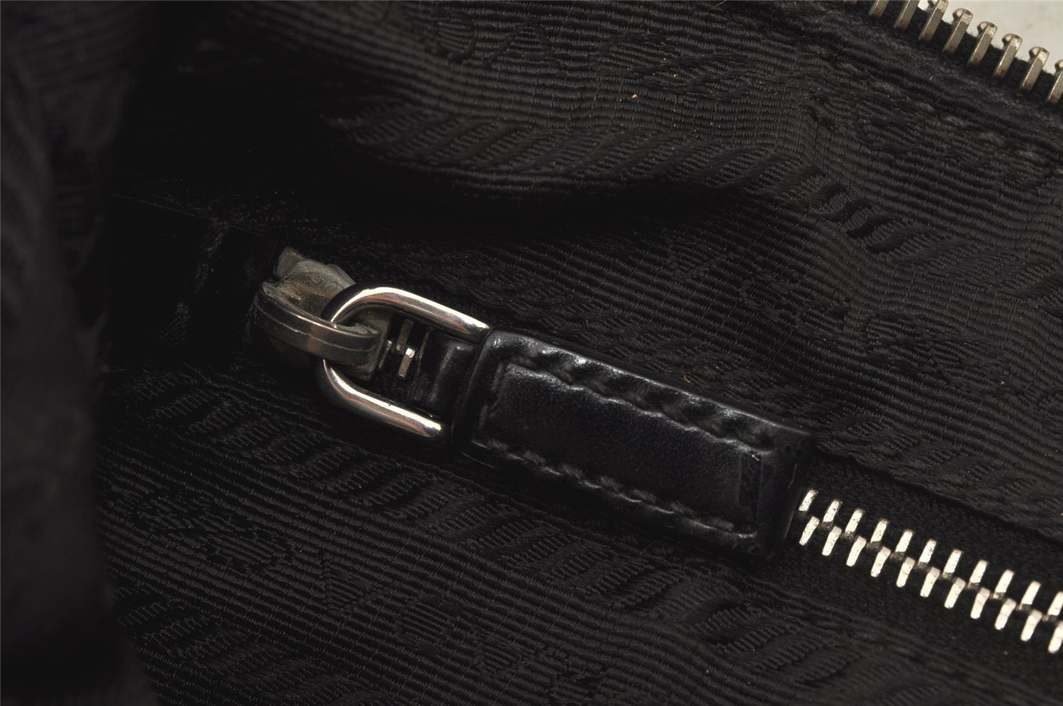 Authentic PRADA Nylon Tessuto Leather Shoulder Cross Body Bag Purse Black 1058J
