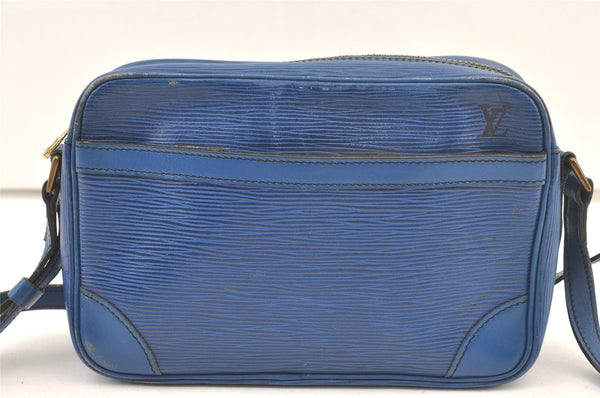 Authentic Louis Vuitton Epi Trocadero 24 Blue Shoulder Cross Bag Old Model 1063K
