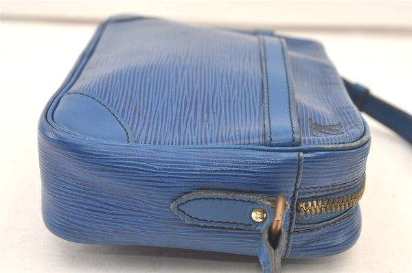 Authentic Louis Vuitton Epi Trocadero 24 Blue Shoulder Cross Bag Old Model 1063K
