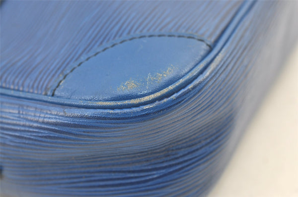 Authentic Louis Vuitton Epi Trocadero 24 Blue Shoulder Cross Bag Old Model 1063K