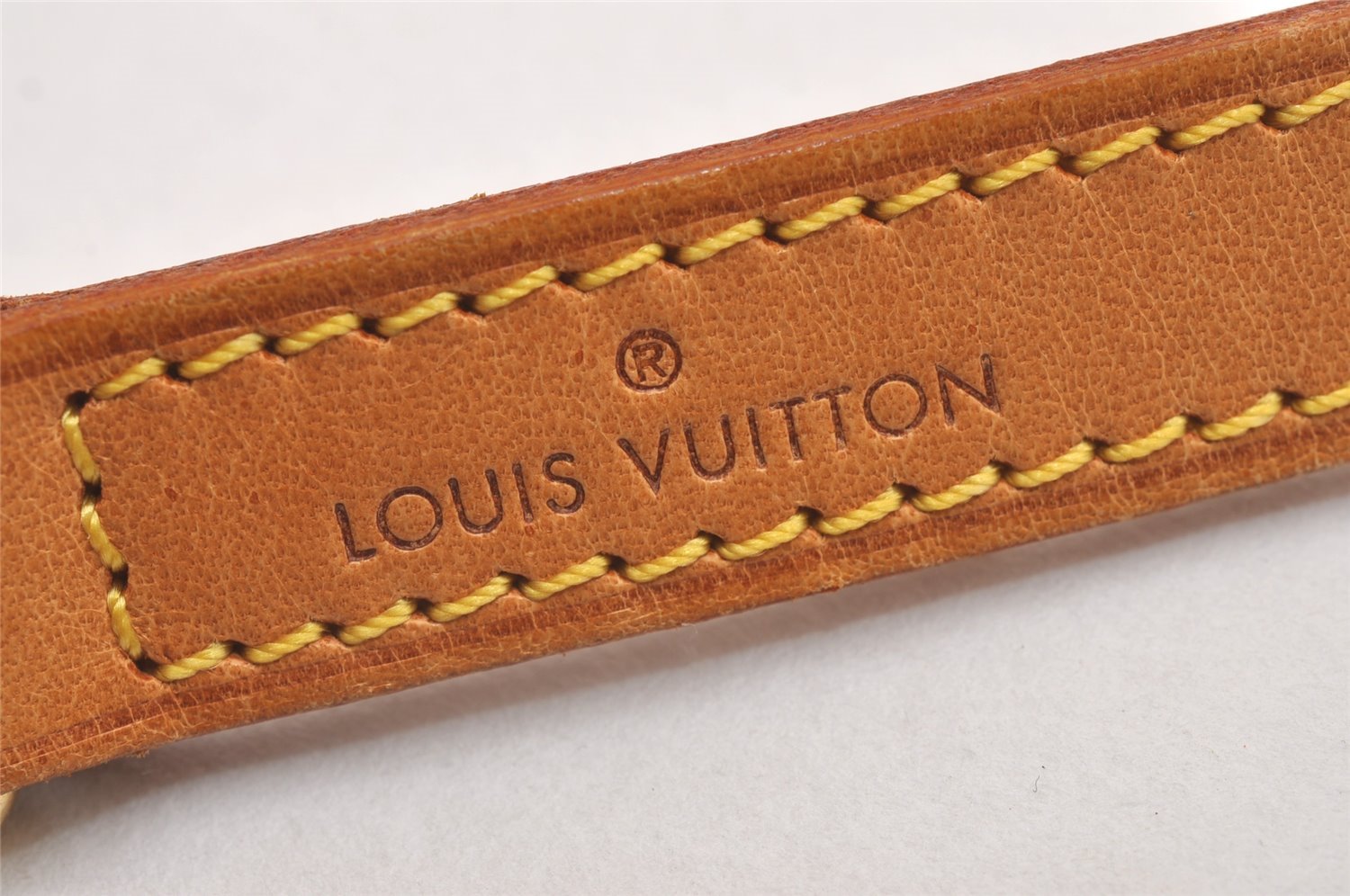 Authentic Louis Vuitton Leather Shoulder Strap Beige 39.4