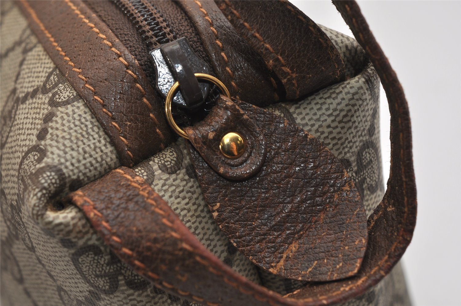 Authentic GUCCI Clutch Hand Bag Purse GG PVC Leather Brown Junk 1070K