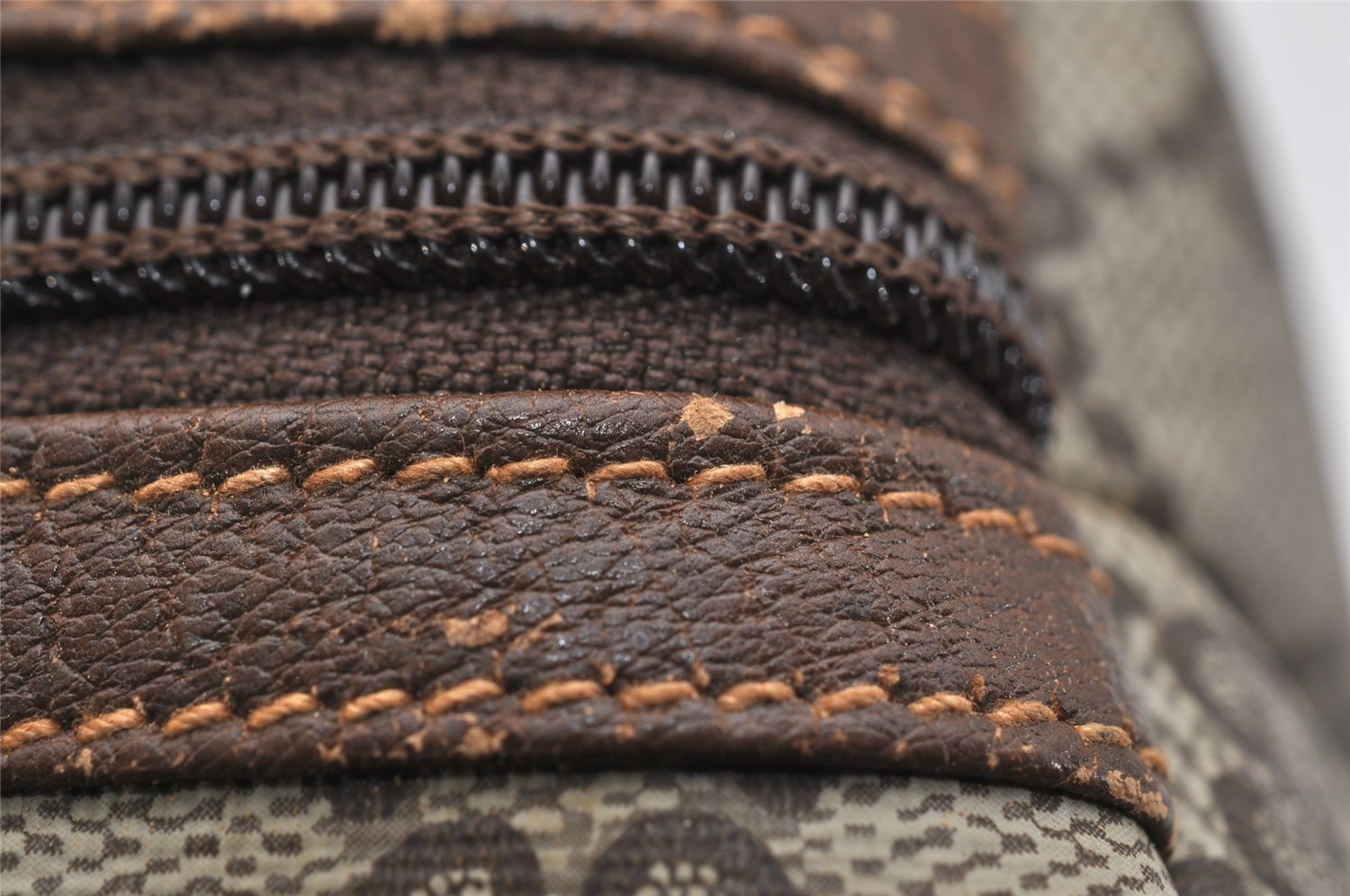 Authentic GUCCI Clutch Hand Bag Purse GG PVC Leather Brown Junk 1070K