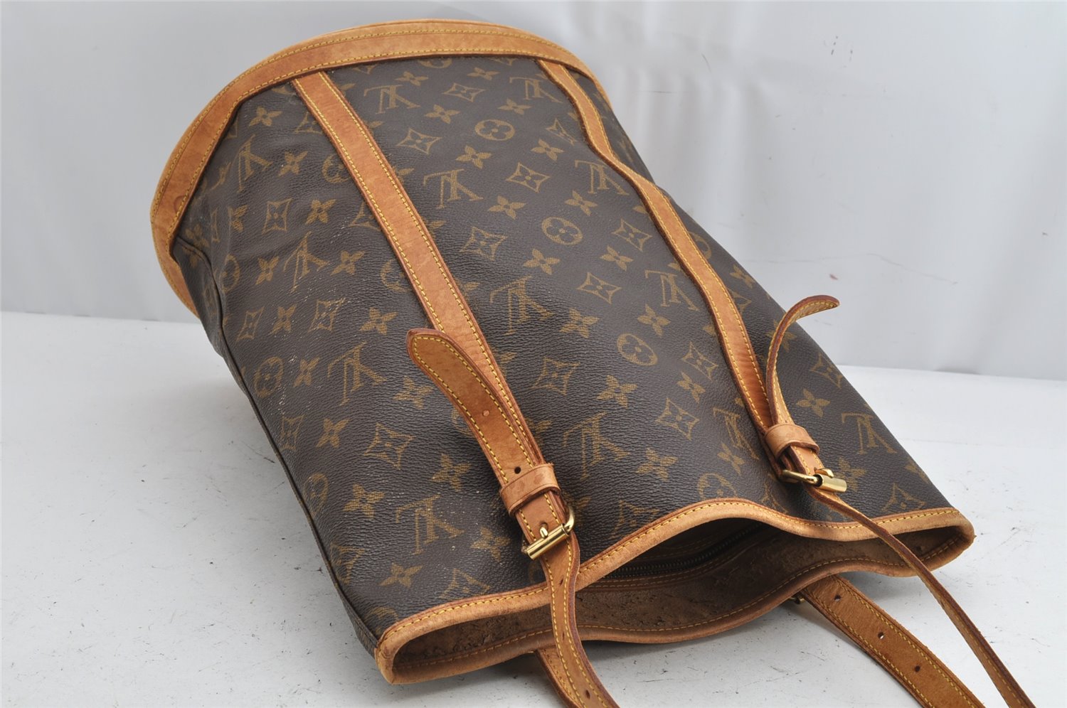 Authentic Louis Vuitton Monogram Bucket GM Shoulder Tote Bag M42236 Junk 1074K